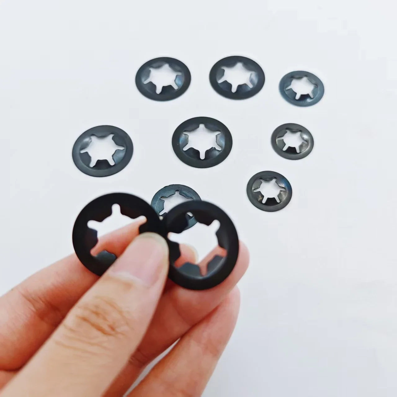 350pcs/box M2.5-M10 External Circlip Self-Locking Retaining Clip Push On Shaft Bearing Snap Ring Washer Kit Set Black 65mn Steel